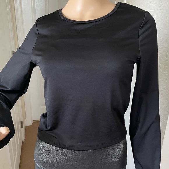 VS Pink Active Strappy Crop Top - Picture 3 of 7